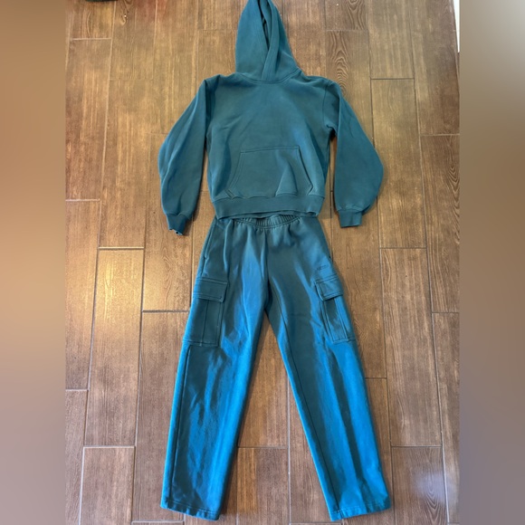 Aritzia Pants - Aritzia Teal Mega Cargo Sweatfleece Set